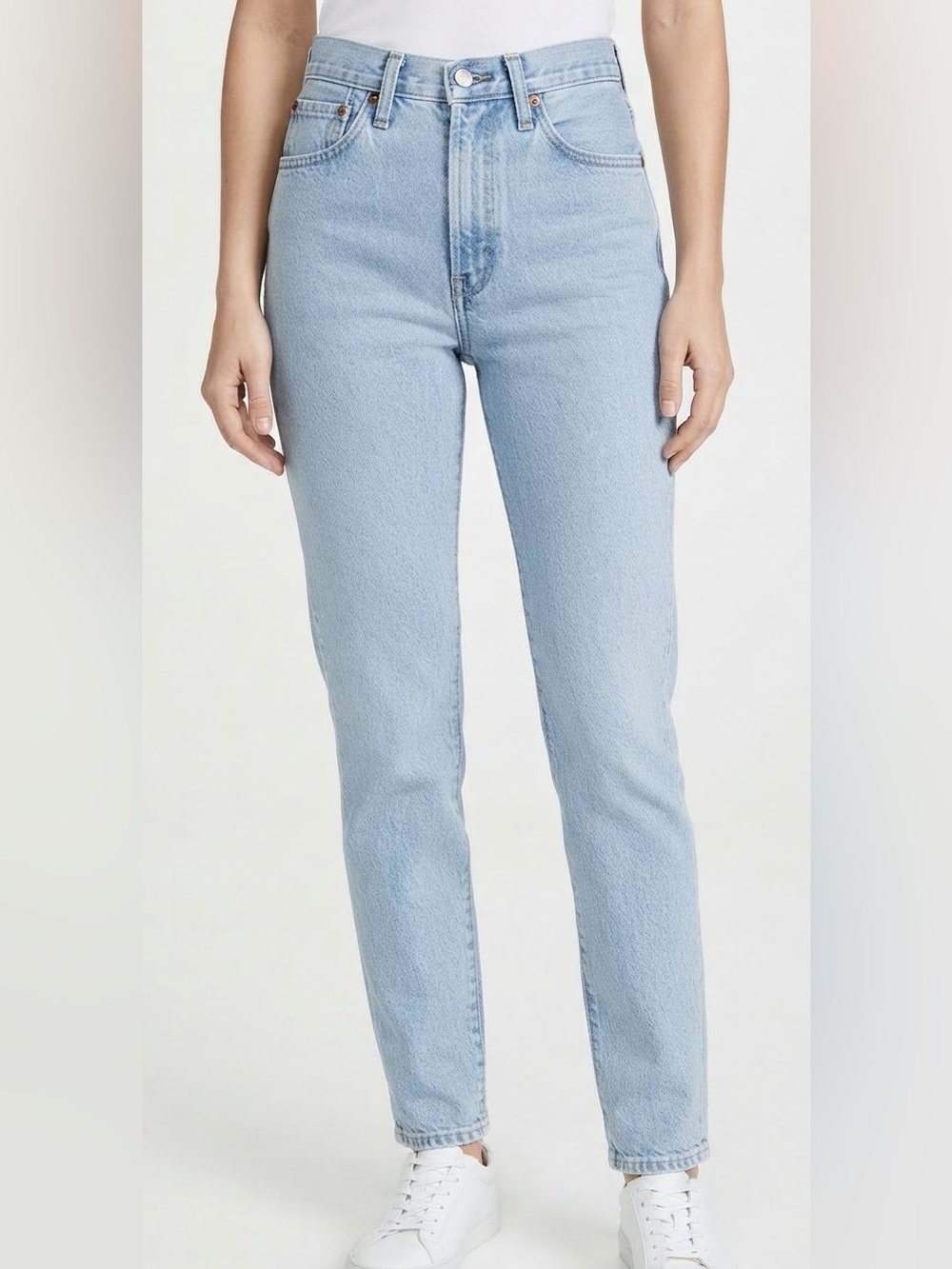 Wrangler Classic High-Rise Straight Jeans in Light Blue Size 27X32
